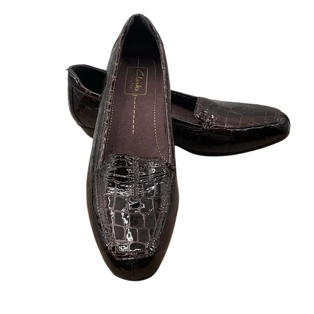 Clarks everyday loafers